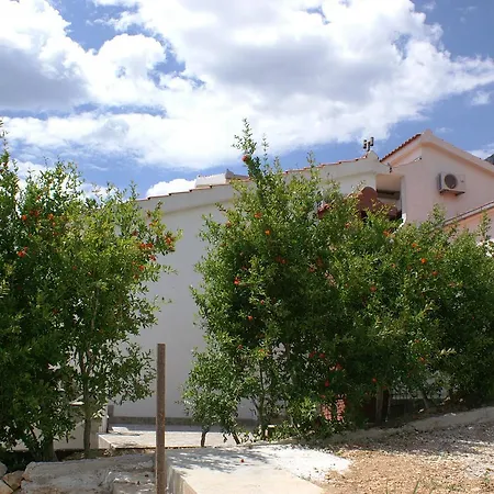 Studio Pisak 2750a * Gornji Dolac